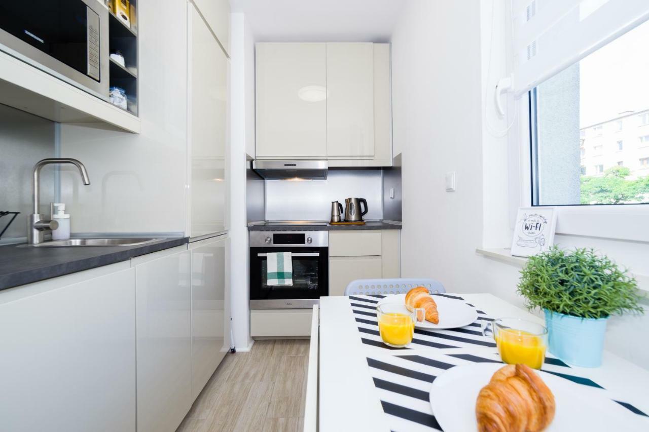 Discover Beaches From Quiet Relaxing Apartment For 6 그단스크 외부 사진