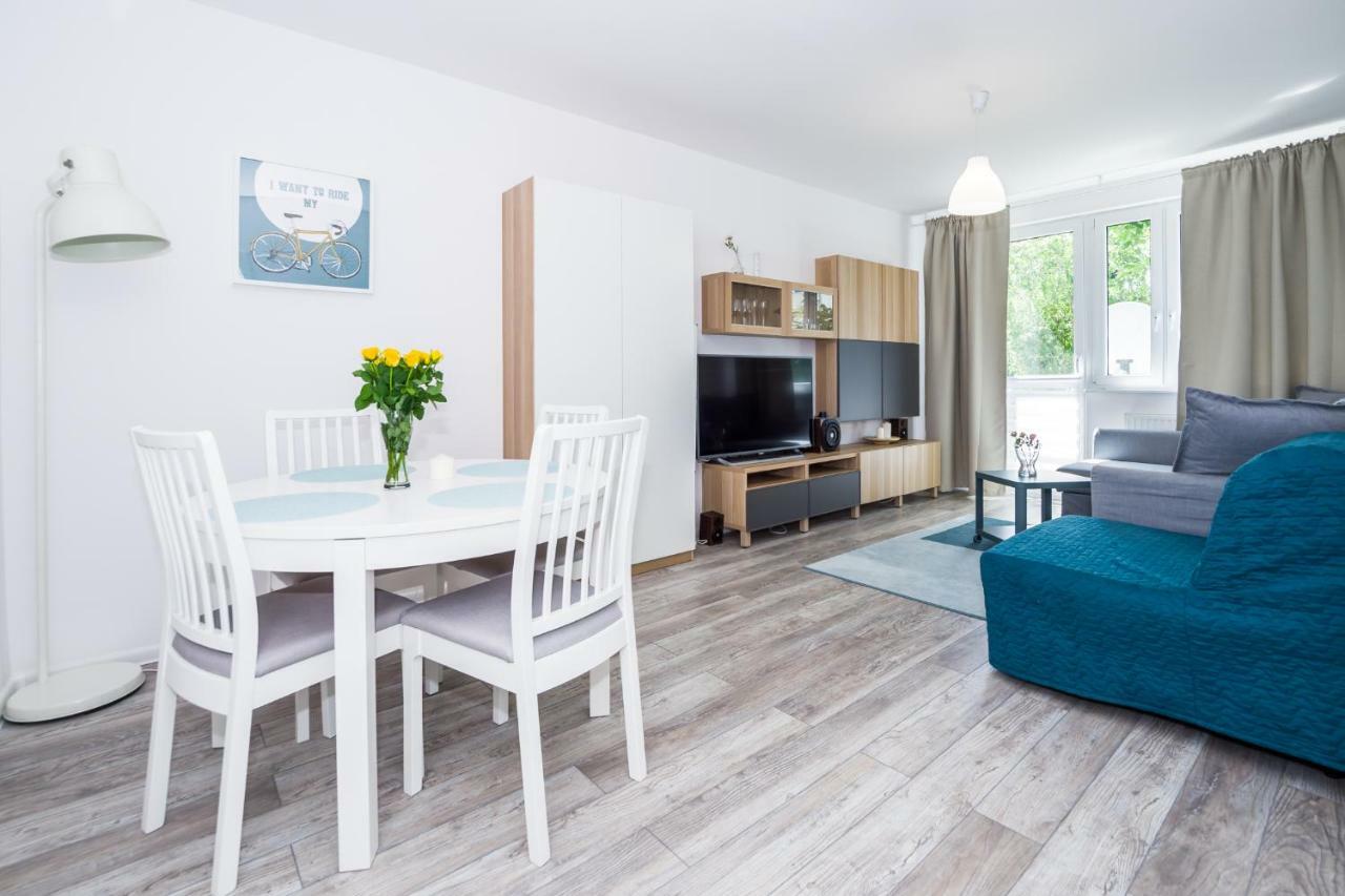 Discover Beaches From Quiet Relaxing Apartment For 6 그단스크 외부 사진