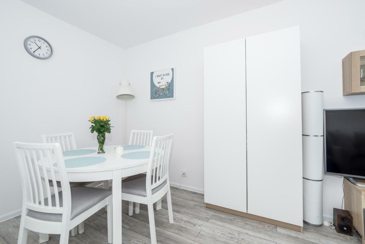 Discover Beaches From Quiet Relaxing Apartment For 6 그단스크 외부 사진