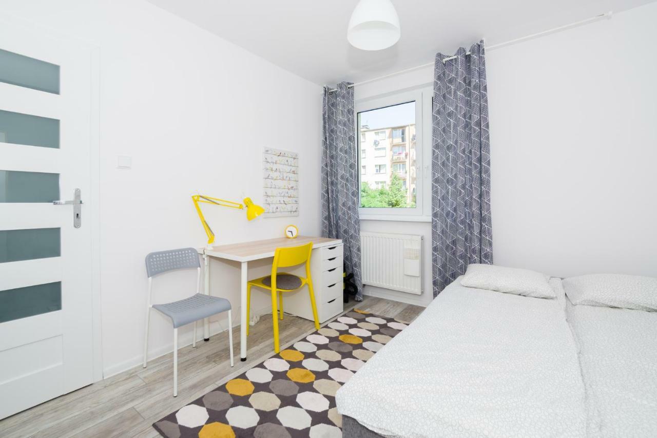 Discover Beaches From Quiet Relaxing Apartment For 6 그단스크 외부 사진